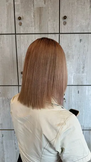 ミディアム あいさ🤍ムラ無しカ ラー🤍のヘアスタイル