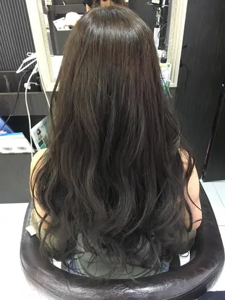 カラー someya 🥀のヘアスタイル