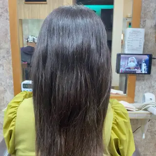 ロング YELLOW CORN 金沢文庫所属・【金沢文庫4分】髪質 改善/縮毛矯正アラタのヘアスタイル