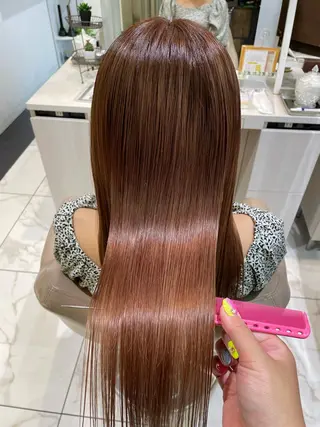 ロング 清藤 綾のヘアスタイル