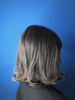 ミディアム カラー ALLEN hair 京橋店のヘアスタイル