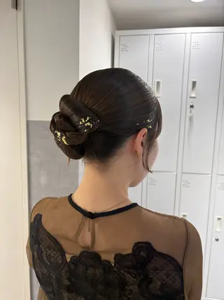 ヘアアレンジ ブリーチカラー ／ボブ　ユミのヘアスタイル