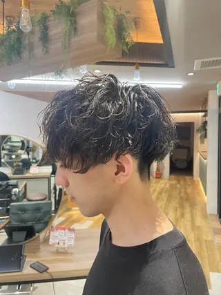 パーマ メンズ オノザワ シュウジのヘアスタイル