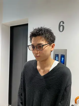 ショート パーマ メンズ 垢抜けハイトーン☀／ 笑顔の美容師／しゅんのヘアスタイル