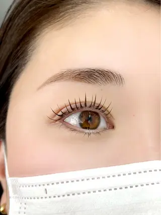 マツエク・マツパ まつげと美肌のお店 nalucaの眉毛・アイブロウイメージ