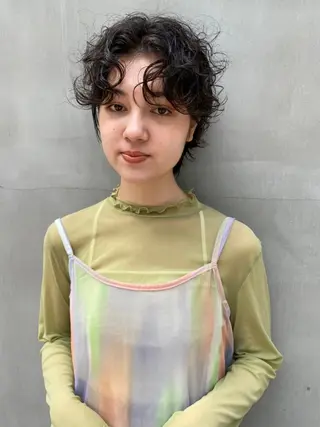 ミディアム パーマ カラー CEINE+ officialのヘアスタイル