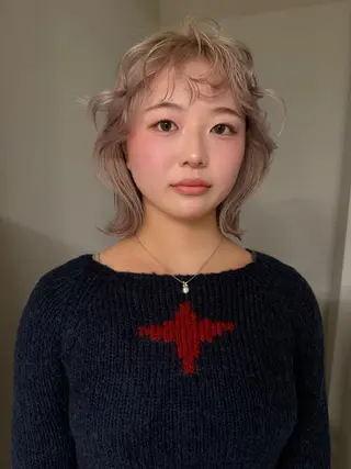 カラー 艶ブリーチ/表参道 ハイトーン /実乃梨のヘアスタイル