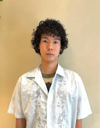 ショート パーマ メンズ SALOWIN 梅田茶屋町店所属・梅田/ベージュカラー /ブリーチカラーのヘアスタイル