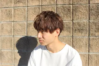 カラー メンズ rocca所属・鮫島 連のヘアスタイル