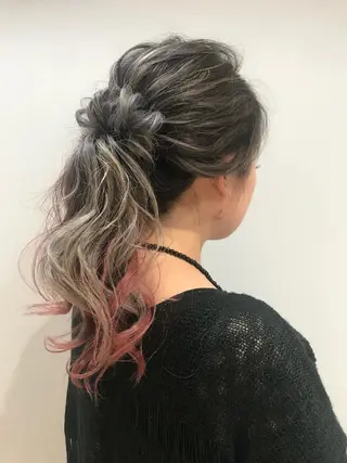 ロング カラー 髪質改善✨透明感カラ ー🌈シエルブルーのヘアスタイル