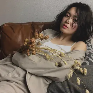 ミディアム a rikaのヘアスタイル