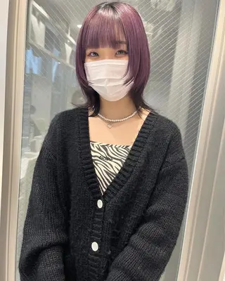 ミディアム ウルフカット／吉村 桃子のヘアスタイル