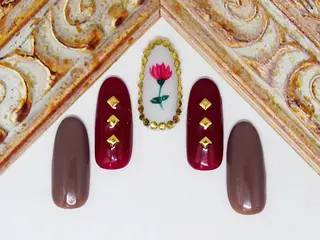 ネイル ティーエヌ 金山駅東口店のネイルデザイン