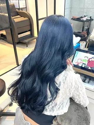 ロング カラー hairë所属・【haire】ヘアリ ー🎀mitsukiのヘアスタイル