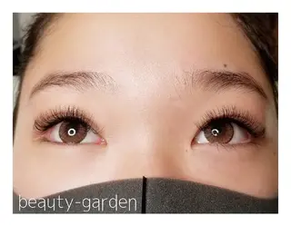 マツエク・マツパ U_la所属・U_la [ウーラ] 片岡の眉毛・アイブロウイメージ