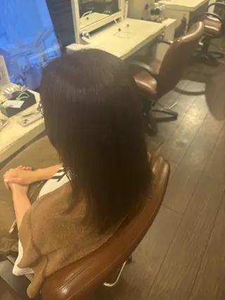ミディアム カラー 井上 夏音のヘアスタイル
