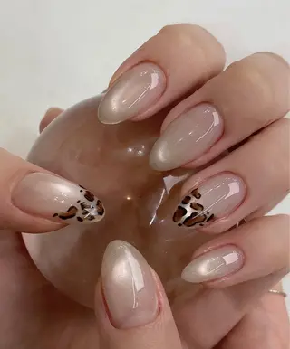 ネイル Le Clavier  Nail Salon所属・佐藤 ゆきのネイルデザイン