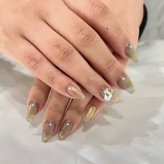ネイル R Beauty Salon所属・R Beauty Salon 杉本のネイルデザイン