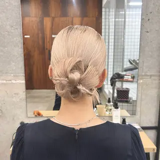 セミロング ヘアアレンジ ♡ラベンダー/ピンク /顔まわり♡ネイロのヘアスタイル