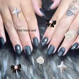 ネイル Ema Nail 豊中店所属・EmaNail 👩🏼💖MIRIのネイルデザイン