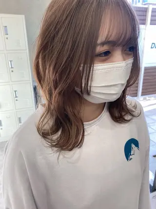 ミディアム カラー 🕶️佐藤 海李🐏のヘアスタイル