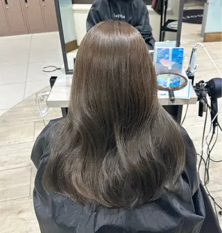ロング カラー KANA🌀 銀座/レイヤーカットのヘアスタイル