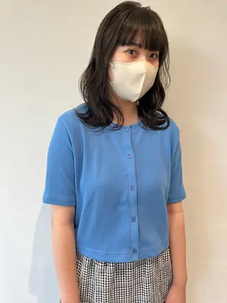 ミディアム カラー 鈴木 美紅のヘアスタイル