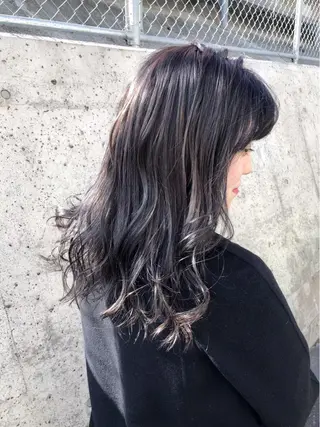 ロング カラー 坂井 水菜美のヘアスタイル