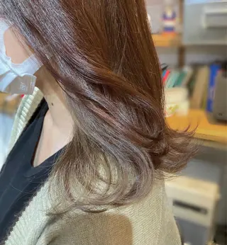 セミロング roka ノゾミのヘアスタイル