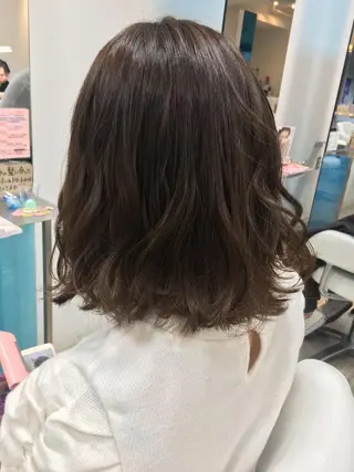 ミディアム カラー NATSUKI💟 EARTH二俣川のヘアスタイル