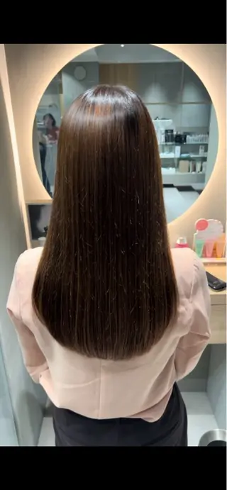 MINX 岩下愛翔のヘアスタイル