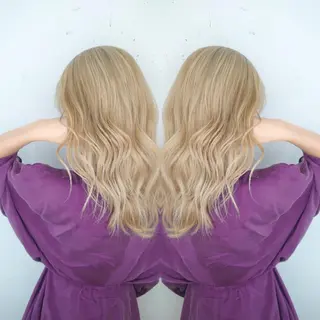 セミロング カラー E Komo hair所属・Wow❕E Komo hair 永井一輝のヘアスタイル