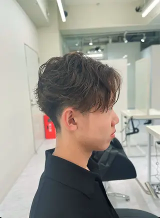 パーマ メンズ 大関海璃 波巻きパーマのヘアスタイル