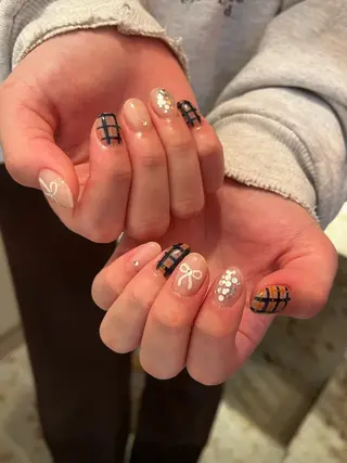 ネイル 文 /個性派ネイルのネイルデザイン