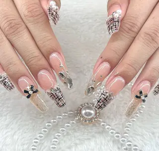 ネイル ChouChou NAIL SALON所属・サキ ChouChouのネイルデザイン