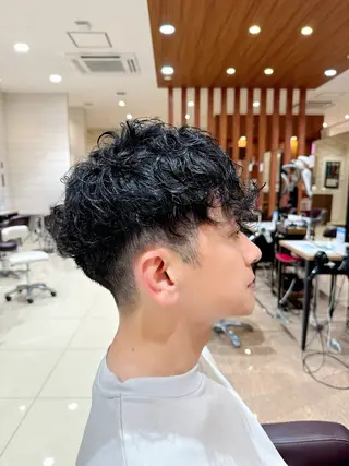 ミディアム パーマ メンズ カットメンズ限定KA ITOカラー練習中のヘアスタイル