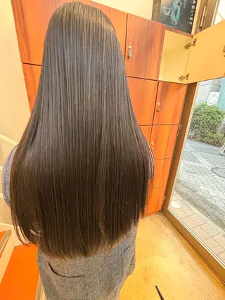 ロング 白井俊哉/お悩み 相談所のヘアスタイル