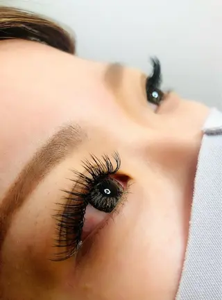 マツエク・マツパ KAQU所属・ᴷᴬQᵁ ✮𝙺𝙰𝙽𝙰✮のマツエク・マツパデザイン