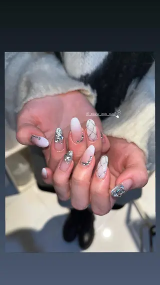 ネイル moca心斎橋所属・˚✧⁺⭐︎༚moca miyuu⁎⁺˳✧༚のネイルデザイン