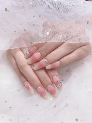 ネイル ジョリ En 💞🦋のネイルデザイン