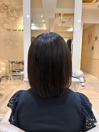 ミディアム AONE☀️ 海外ヘアのヘアスタイル
