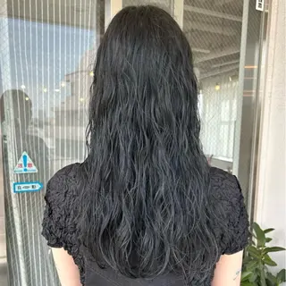 ロング パーマ park white所属・hina/パーマ /ニュアンスパーマのヘアスタイル