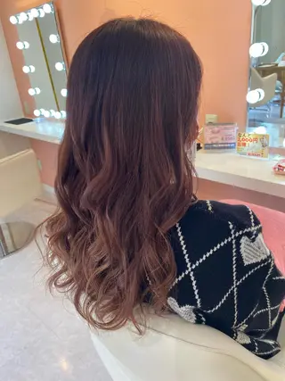 ロング カラー 梛木 唯のヘアスタイル