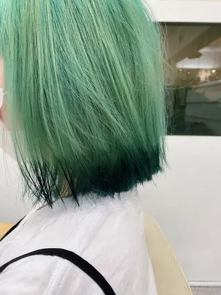 ショート カラー レイヤーウルフ エクステ磯部のヘアスタイル