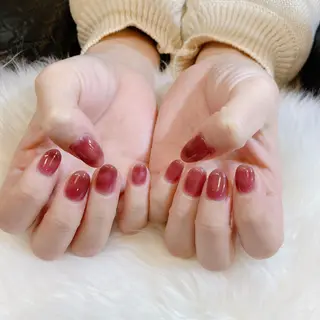 ネイル 根津 綾子のネイルデザイン