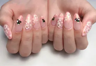 ネイル Miouミオン ネイルサロンのネイルデザイン