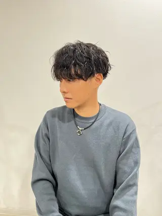 パーマ メンズ 心斎橋バレイヤージュ 小林勝貴のヘアスタイル