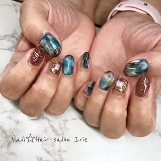 ネイル Hair salon Irie所属・與儀 知佳のネイルデザイン
