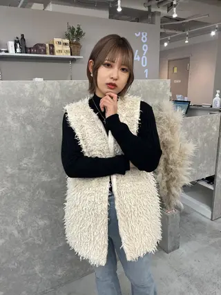 カラー REAL【レアル】所属・グレージュ/透け感 カラー/透明感カラーのヘアスタイル