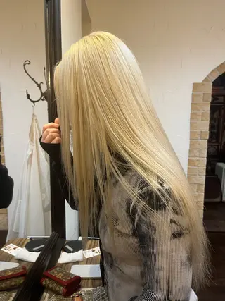 ロング FLORIAN所属・HARUTA /FLORIAN田原のヘアスタイル
